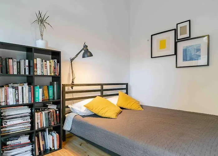 Apartament Praga North -Patio And Parking Near Warsaw East