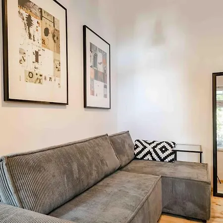 Apartament Praga North -Patio And Parking Near Warsaw East Zewnętrze zdjęcie