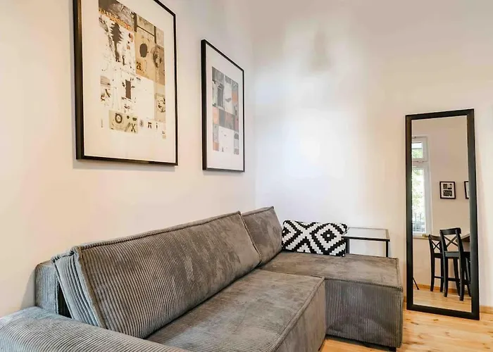 Apartament Praga North -Patio And Parking Near Warsaw East